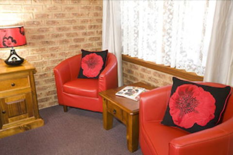 Beechworth Carriage Motor Inn - Perth Resorts 2
