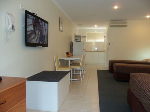 Emu Point Motel & Apartments - Perth Resorts 6