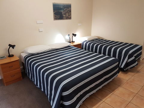 Emu Point Motel & Apartments - Perth Resorts 5