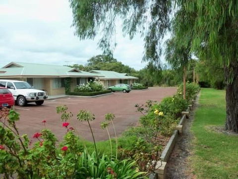 Emu Point Motel & Apartments - Perth Resorts 1