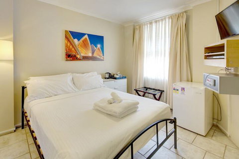 Neutral Bay Lodge - Accommodation Perth 7