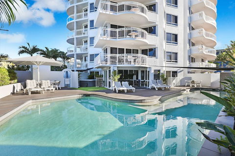 Beachside Resort - Kawana Waters - Accommodation Perth 3