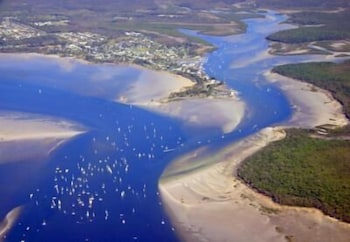 Dolphin Waters Tin Can Bay - Accommodation Perth 0