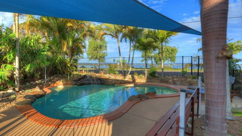 Dolphin Waters Tin Can Bay - Accommodation Perth 1