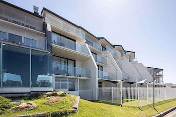 Ocean Front At The Entrance - Accommodation Perth 0