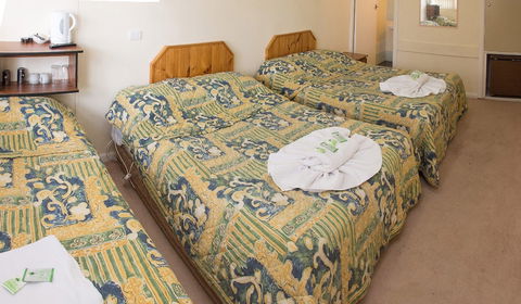 Swiss Motel - Accommodation Perth 2