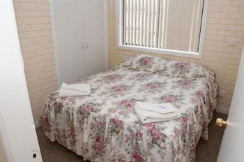 Swiss Motel - Accommodation Perth 0