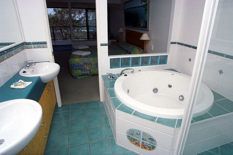 Coral Cove Resort - Accommodation Perth 4
