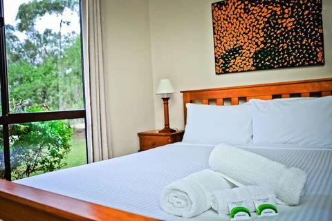 Twin Trees Country Cottages - Accommodation Perth 7