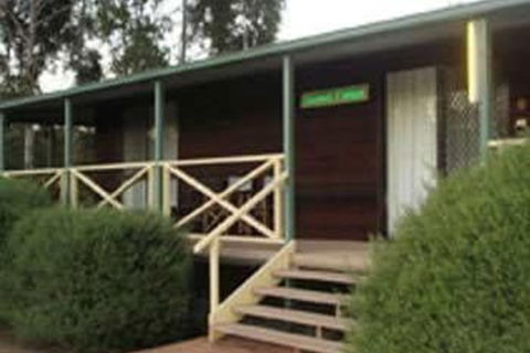 Twin Trees Country Cottages - Accommodation Perth 1