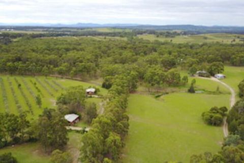 Twin Trees Country Cottages - Accommodation Perth 0
