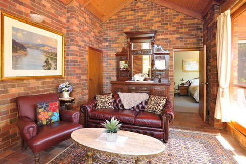 Langbrook Estate Cottages - Accommodation Perth 5