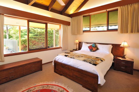 Langbrook Estate Cottages - Accommodation Perth 2