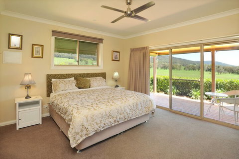 Langbrook Estate Cottages - Accommodation Perth 7