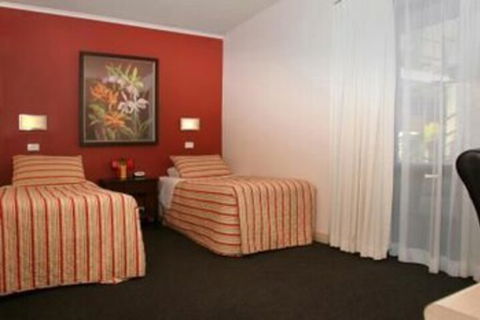 Whale Motor Inn And Restaurant - Perth Resorts 6