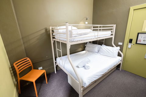 Melbourne Central YHA Hostel - Perth Resorts 2