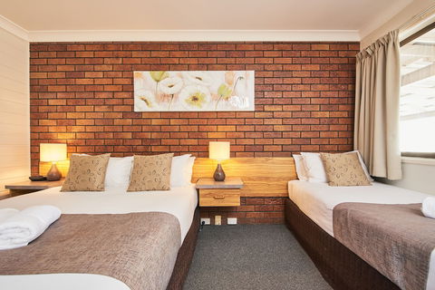Ruthven Street Motor Inn - Accommodation Perth 6