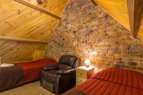 Black Gold Motel - Accommodation Perth 6