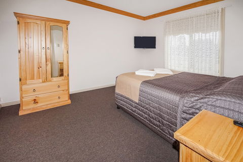 Black Gold Motel - Accommodation Perth 3