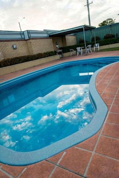 Maitland City Motel - Perth Resorts 6