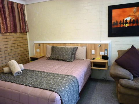 Winchester Motel - Accommodation Perth 3