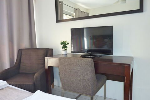 Jadran Motel & El Jays Holiday Lodge - Accommodation Perth 6