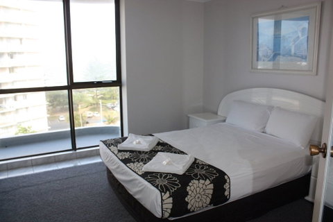 Burleigh Gardens North Hi-Rise - Accommodation Perth 4