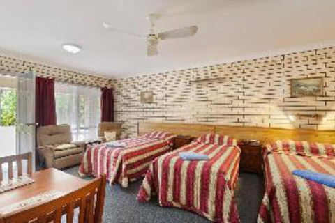 Sapphire Motel Coffs Harbour - Perth Resorts 3