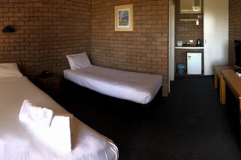 Cessnock Vintage Motor Inn - Accommodation Perth 7
