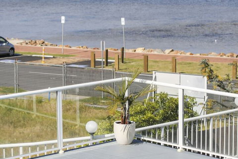 Crown Apartments - Accommodation Perth 1