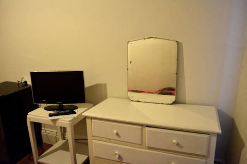 Oslo Hotel Hostel - Accommodation Perth 1