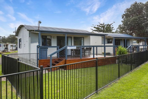 Werri Beach Holiday Park - Accommodation Perth 2
