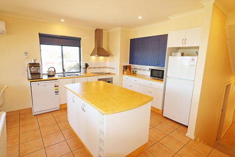 Ocean Breakers - Accommodation Perth 4
