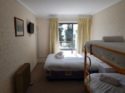 Summit 7 - Accommodation Perth 6