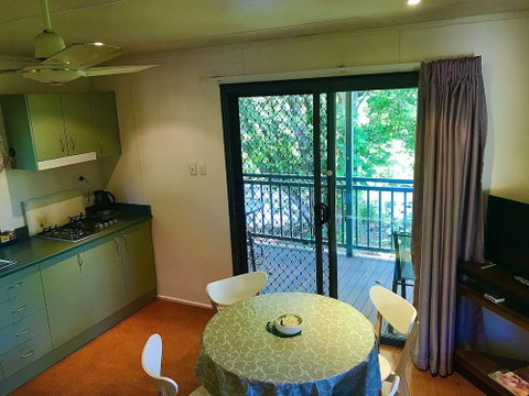Lilyponds Holiday Park - Accommodation Perth 6