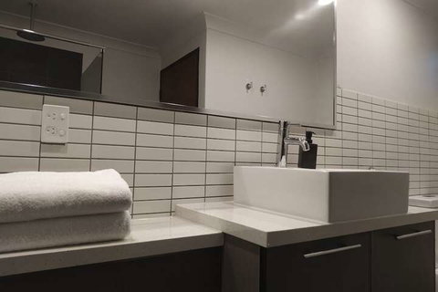 Glenelg Gateway Apartments - Accommodation Perth 7
