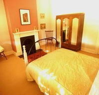 Cromwell House - Accommodation Perth