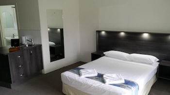 Town & Country Motel - Accommodation Perth 6