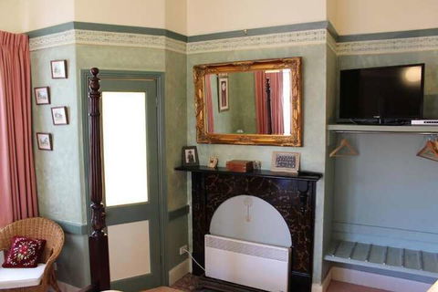 Ross B&B Accommodation - Accommodation Perth 7