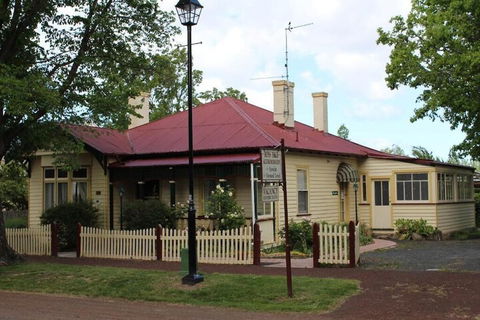 Ross B&B Accommodation - Accommodation Perth 6