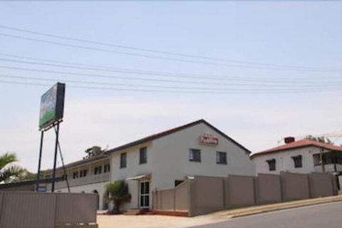 Park View Motel - Perth Resorts 7