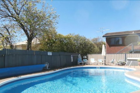 Harbour Lights Holiday Units - Accommodation Perth 0