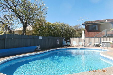 Harbour Lights Holiday Units - Accommodation Perth 5