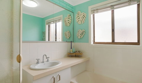 Panoramic Townhouses By Lisa - Accommodation Perth 4