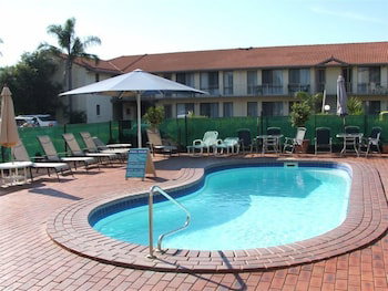 Aquarius Resort Holiday Apartments - Accommodation Perth 0