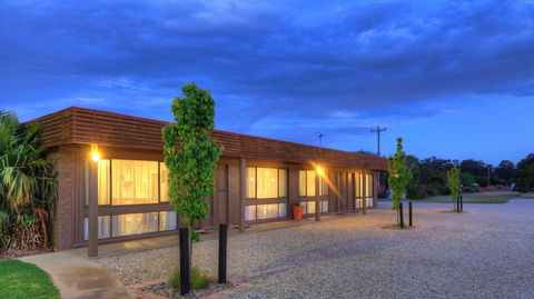 Motel Meneres - Perth Resorts 0