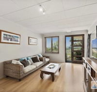 McAuleys Beach House - Perth Resorts