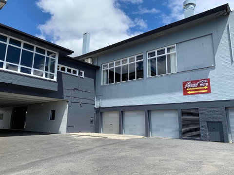 The Menai Hotel Motel - Accommodation Perth 0