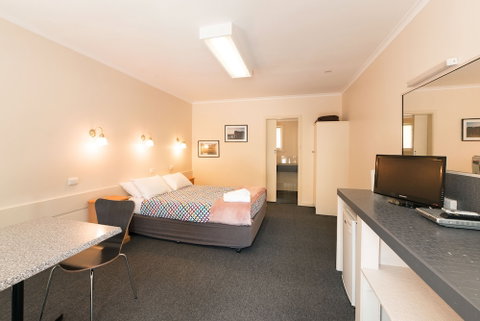 Gariwerd Motel - Accommodation Perth 2
