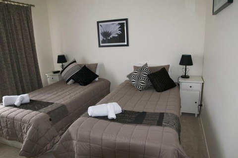 Cole House Apartments - Accommodation Perth 6